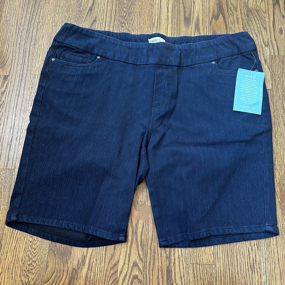 Coldwater Creek Knit Denim Mid Rise Pull-On Shorts in Dark Wash, size 24W (NWT)
